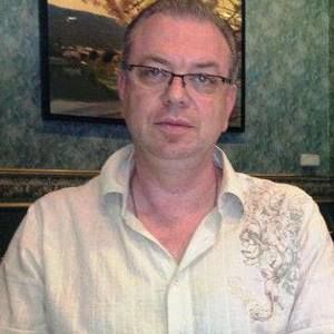 Meet your Posher, Alex